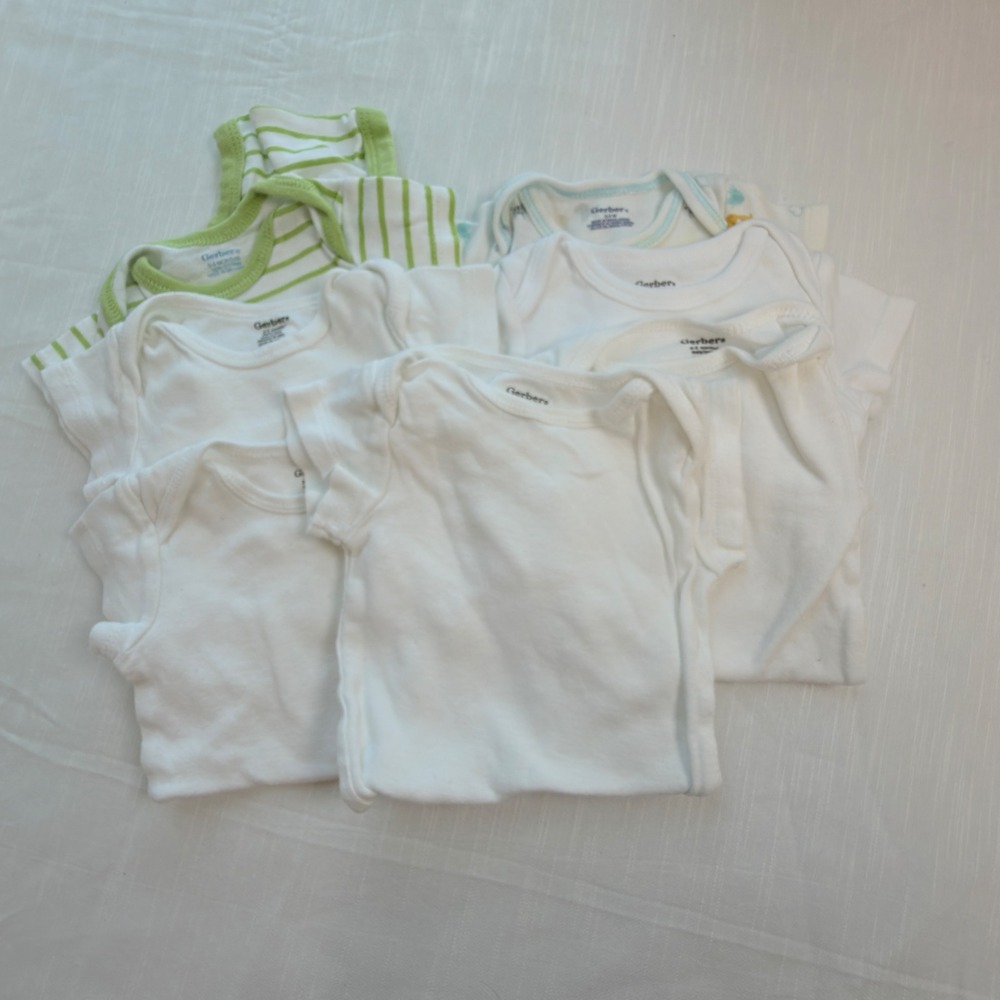 Gerber Bodysuits Baby 0-3M White Green Excellent 7 Pack Animal Stripe Cotton